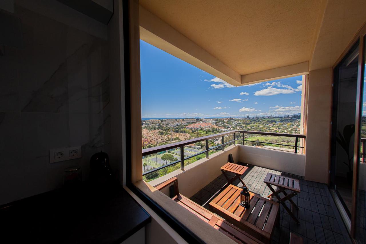 Amazing Apartment With Stunning Views Marbella Esterno foto